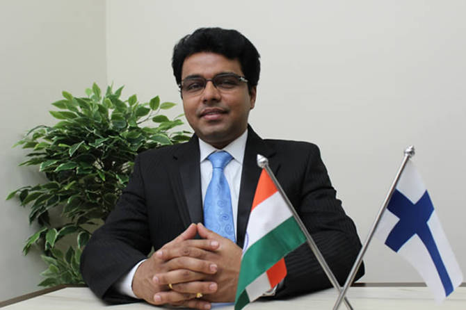Roshansingh Navlur is the Cadmatic Director of Sales & Operations in India and SEA.